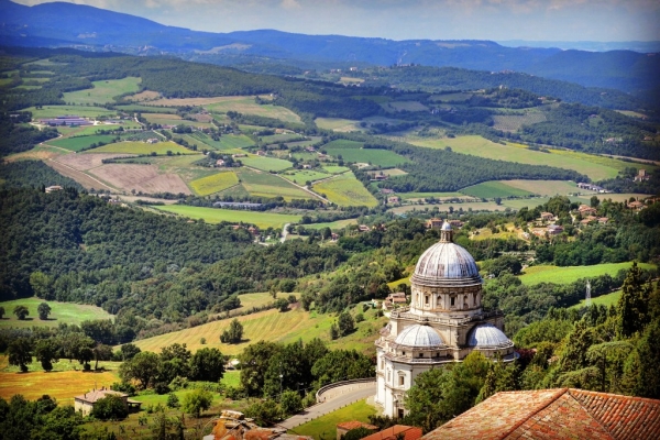 Panorama di Todi.jpg