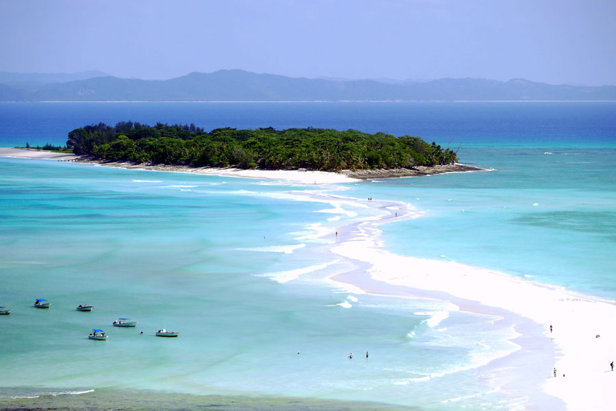 MADAGASCAR, NELLA TERRA DEI LEMURI